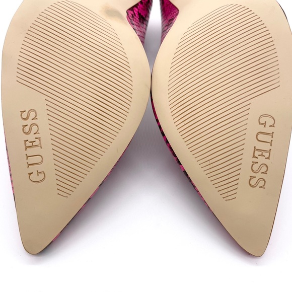 Guess Heels Pink Sexy Snake Embossesd Bennie Pumps - Picture 10 of 11